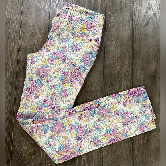 Bongo Floral Skinny Jeans - Picture 3 of 12